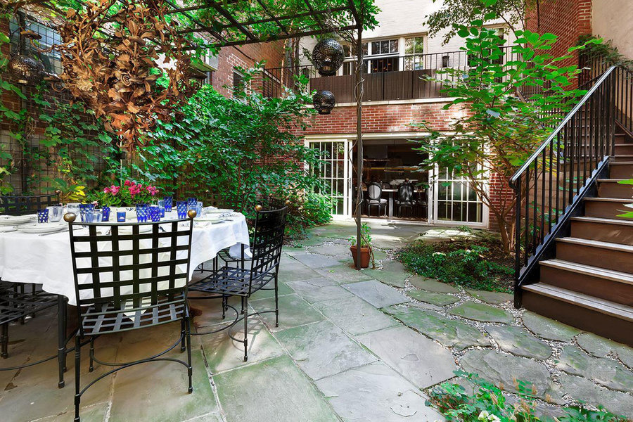 Meryl Streepâ€™s longtime Greenwich Village townhouse lists for $28.5 Million