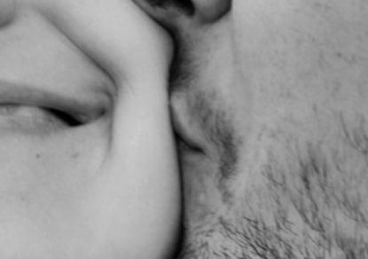 Французский поцелуй. О языке тела и умении вести себя в обществе Французский поцелуй. О языке тела и умении вести себя в обществе