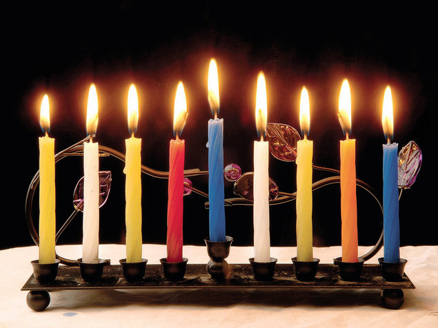 חנוכייה (ראובן קסטרו)