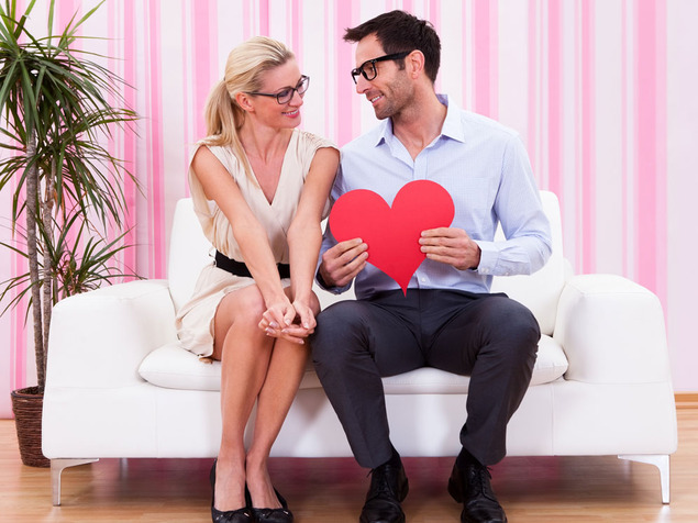 גיקים בדייט (צילום: ShutterStock) גיקים בדייט (ShutterStock)