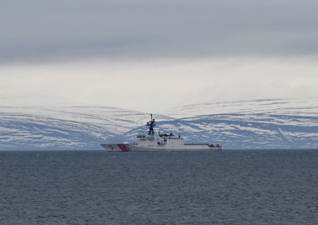  A US coast guard ship is pictured at sea in the Moray Firth, northern Scotland, on January 14, 2026. Britain said on January 7, it provided "enabling support" during a US operation to seize the Russian-flagged oil tanker in the North Atlantic, which was condemned by Moscow.