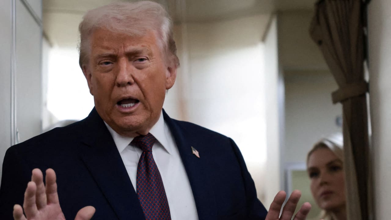 US PRESIDENT Donald Trump speaks to reporters over the North Atlantic as he returns to Washington from the World Economic Forum in Davos, Switzerland, aboard Air Force One, US, January 22, 2026. 