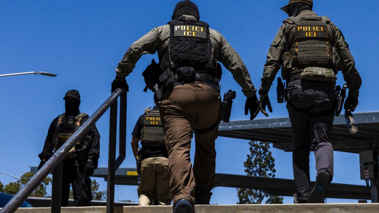 Immigration and Customs Enforcement (ICE) agents walk outside the Ventura County Government Center in Ventura, California, on July 27, 2026; illustrative.