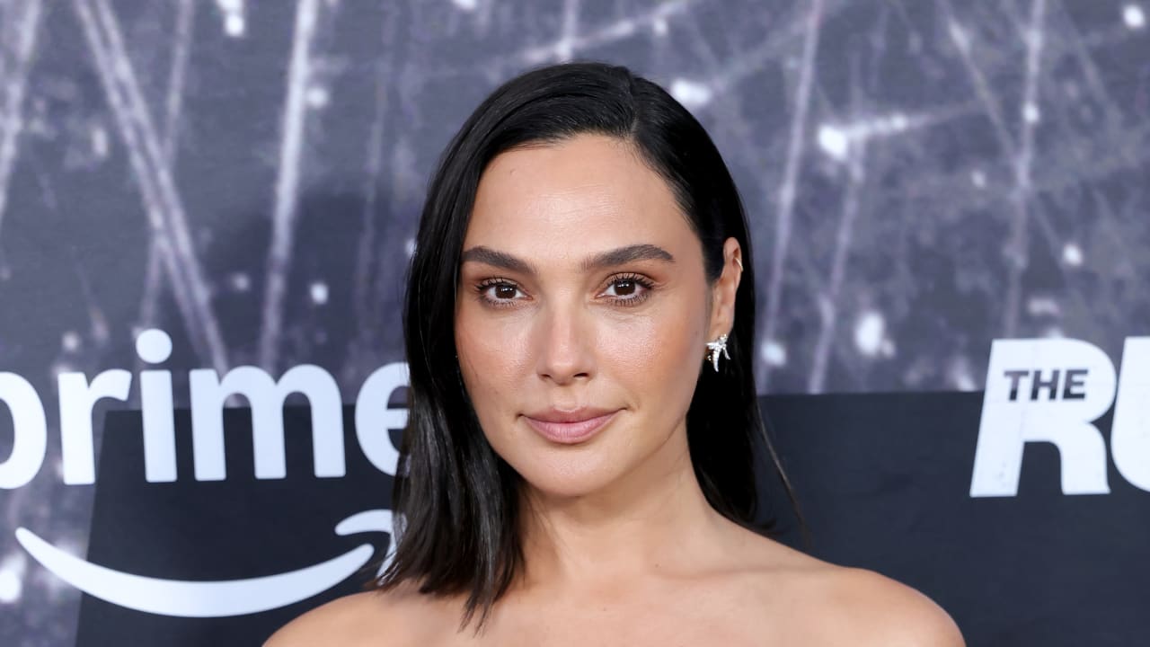 Gal Gadot attends the Los Angeles premiere of Amazon MGM Studios' "The Runner" at Harmony Gold on August 27, 2026 in Los Angeles, California.