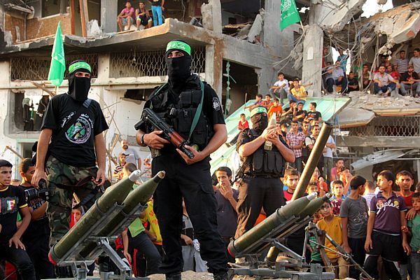 Hamas Negotiator Attacked, Both Legs Broken