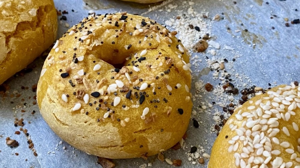 Two Ingredient Pumpkin Bagels
