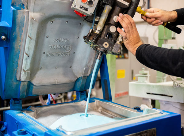 Manufacturing Molding3