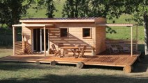 Ditch your nail and hammer. Build your dream house in just 2 days using only wooden bricks.