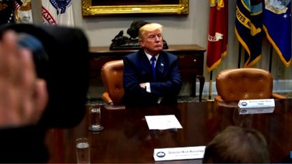 Trump sees political benefit in a government shutdown, report says