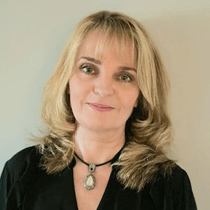 Leesa Kuhn