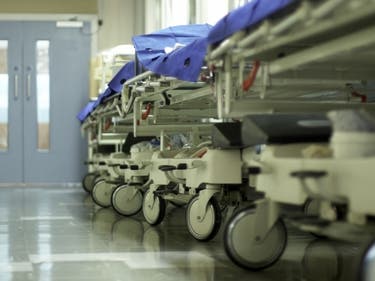 <p>An RCN survey finds that nine in 10 nurses report having delivered care in inappropriate settings such as corridors</p>