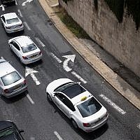 Illustrative: vehicles in a traffic jam in Jerusalem, April 21, 2019. (Yonatan Sindel/Flash90)