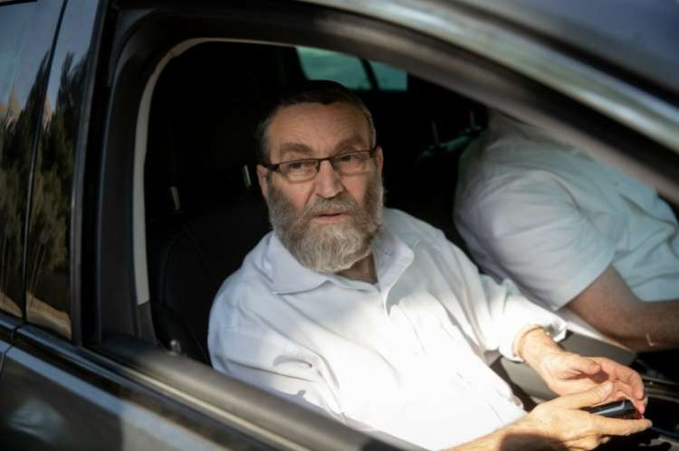 גפני (צילום: יונתן סינדל, פלאש 90) גפני (צילום: יונתן סינדל, פלאש 90)