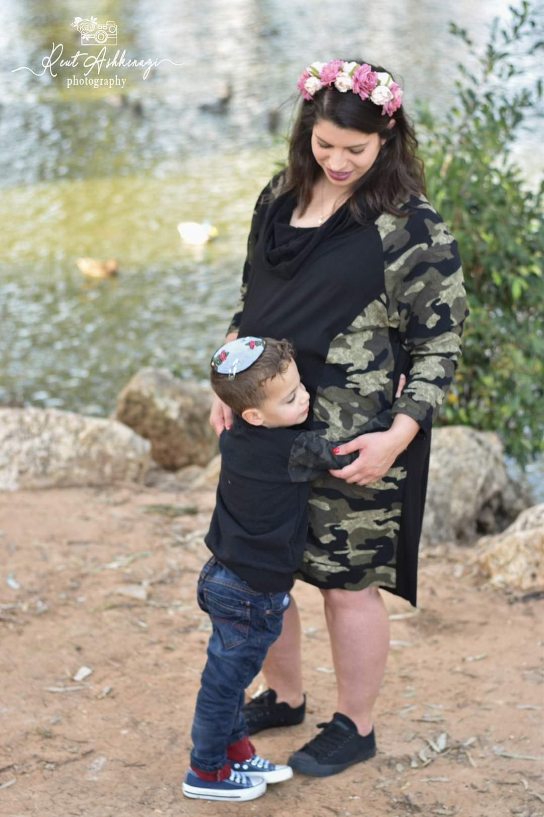 צילומי הריון צנועים צילומי הריון צנועים