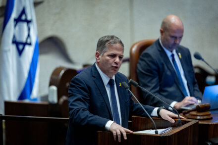 שר החינוך, יואב קיש, בכנסת (צילום: יונתן זינדל / פלאש90) שר החינוך, יואב קיש, בכנסת (צילום: יונתן זינדל / פלאש90)